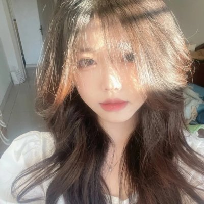 推动摇篮的手